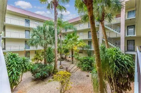 1820 N 81ST Avenue # 3404, North Lauderdale FL 33068