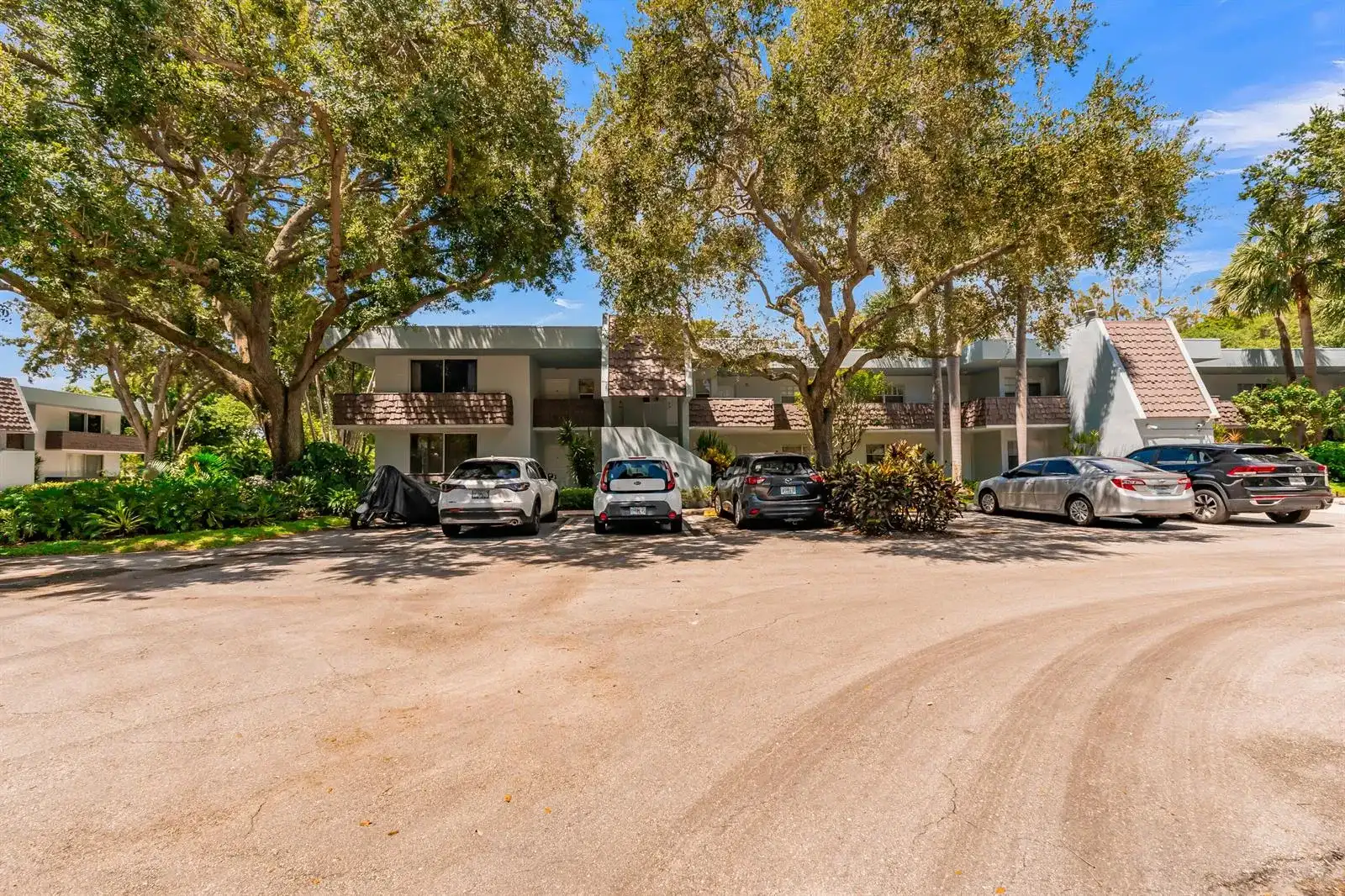 3201 N COURSE Lane E # 212, Pompano Beach FL 33069