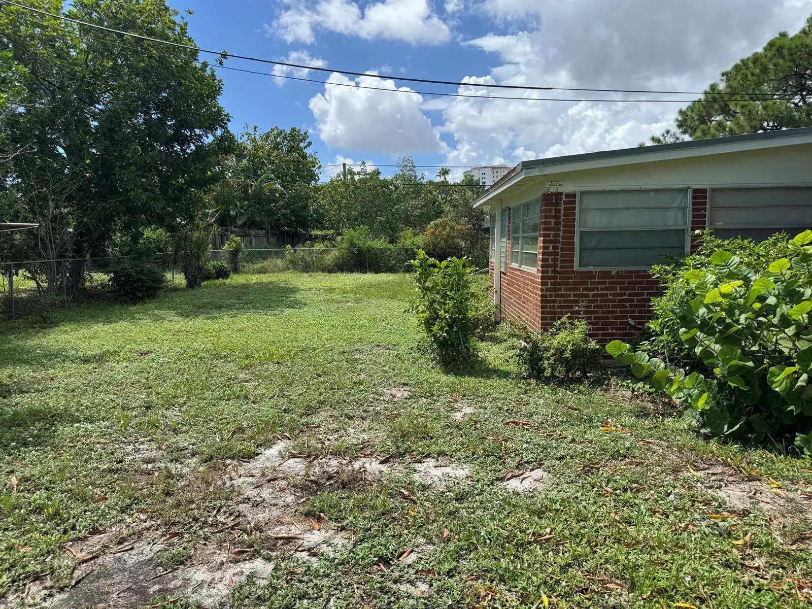 3651 BAHAMA Road, FL 33410 photo 4