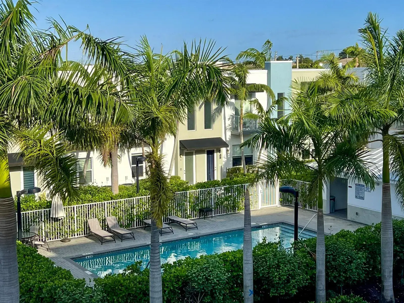 405 NE 35TH Court # 2, Oakland Park FL 33334