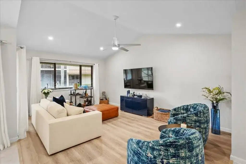 5670 Coach House Circle # B, Boca Raton FL 33486 photo 4
