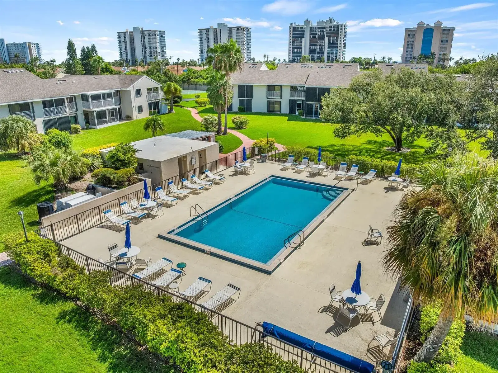 3209 S Lakeview Circle # 8202, Hutchinson Island FL 34949 photo 2