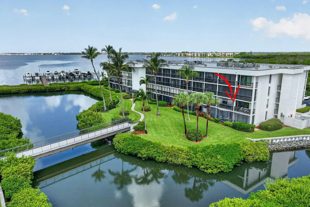 3792 NE Ocean Boulevard, Jensen Beach FL 34957