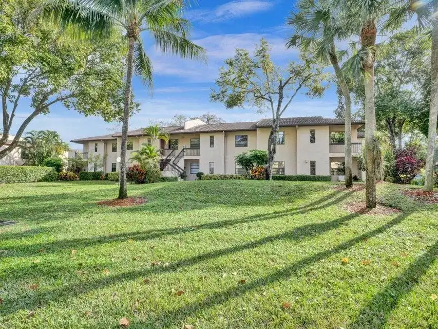 9264 Vista Del Lago # H, Boca Raton FL 33428