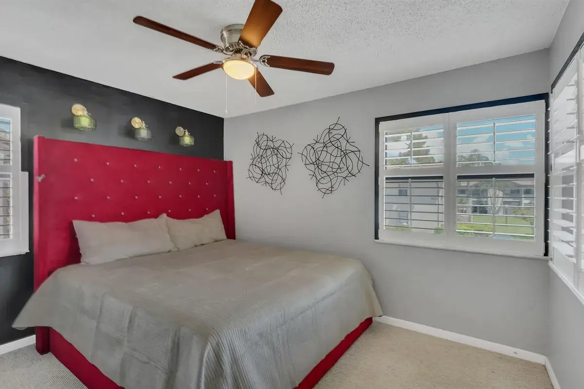 7618 Tahiti Lane # 206, Lake Worth FL 33467