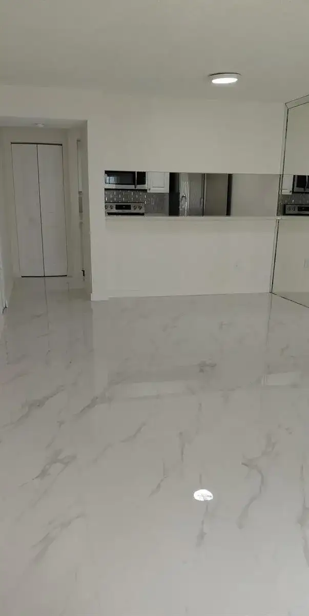 18276 MEDITERRANEAN Boulevard # 6, Hialeah FL 33015 photo 5