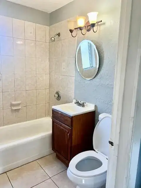2005 Beautiful Avenue, West Palm Beach FL 33407 photo 4