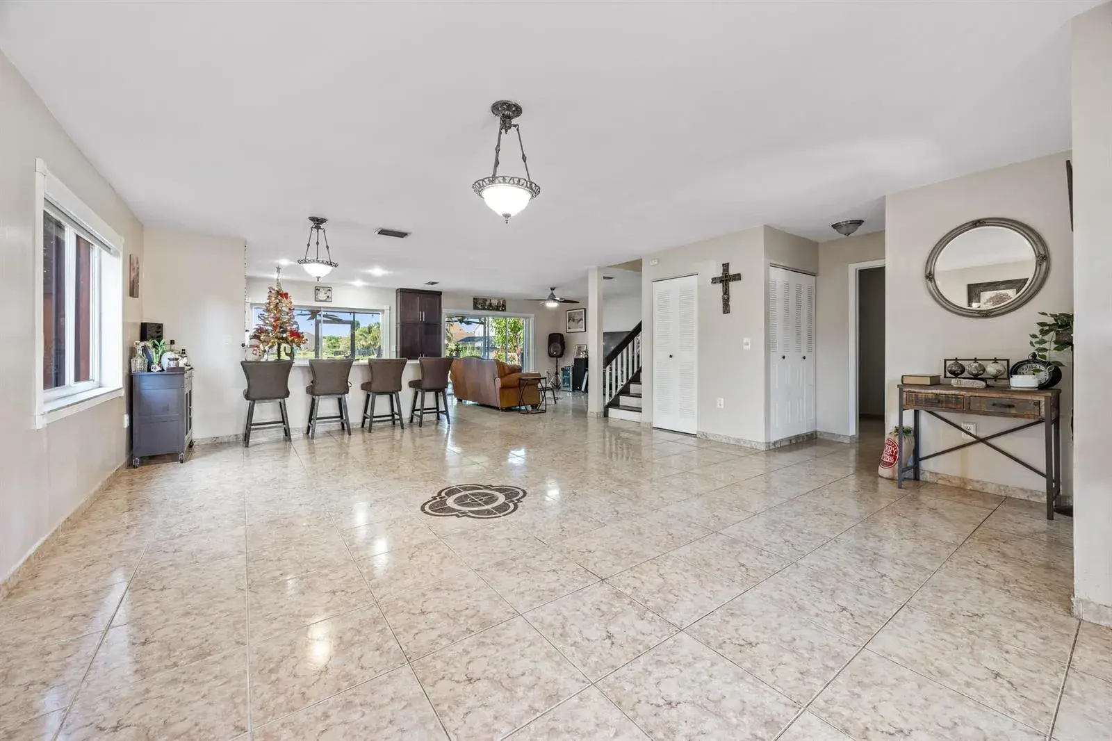 940 SW 96TH Avenue, Pembroke Pines FL 33025