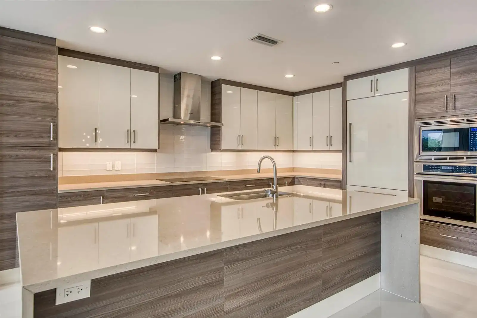 2700 Donald Ross Road # 306, Palm Beach Gardens FL 33410 photo 3