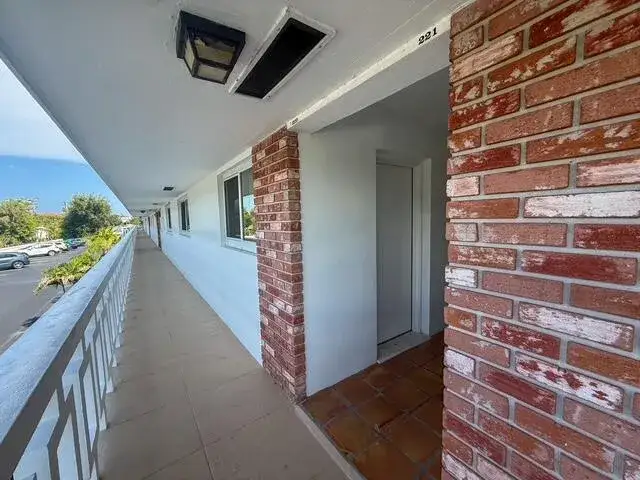 331 Tequesta Drive # 220, Tequesta FL 33469