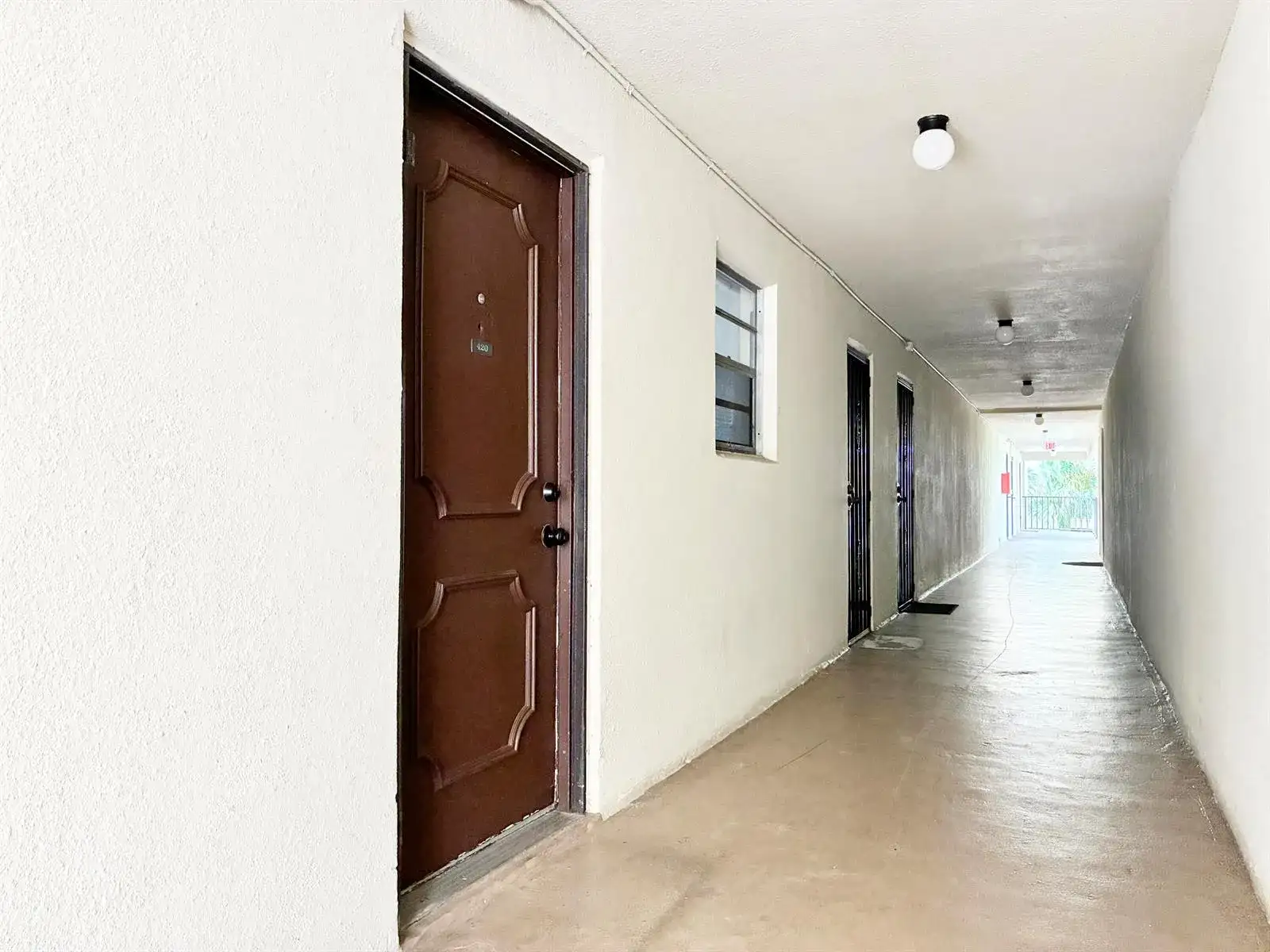 2306 S Cypress Bend Drive # 420, Pompano Beach FL 33069 photo 2