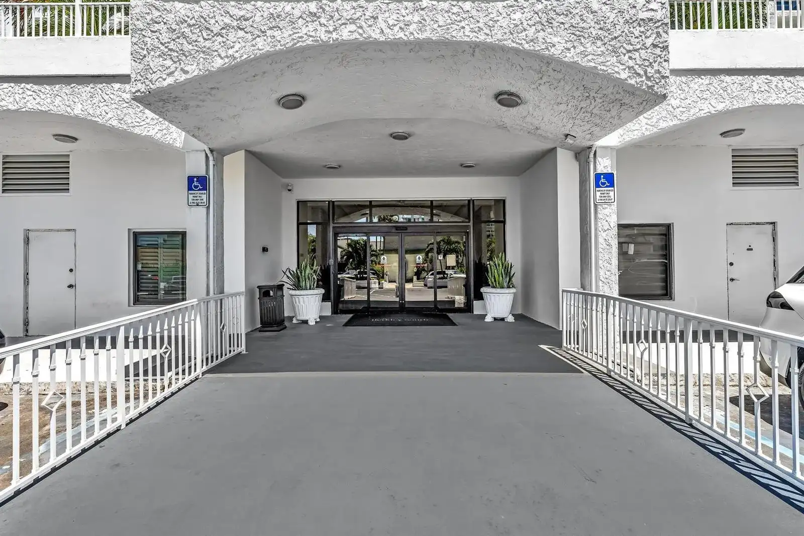 3015 N Ocean Boulevard # 16K, Fort Lauderdale FL 33308 photo 2