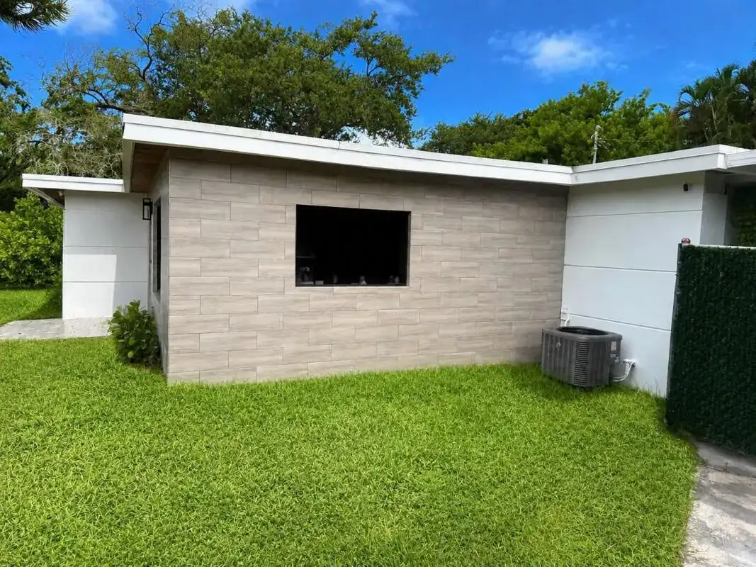 4919 SW 28th Avenue, Fort Lauderdale FL 33312 photo 2