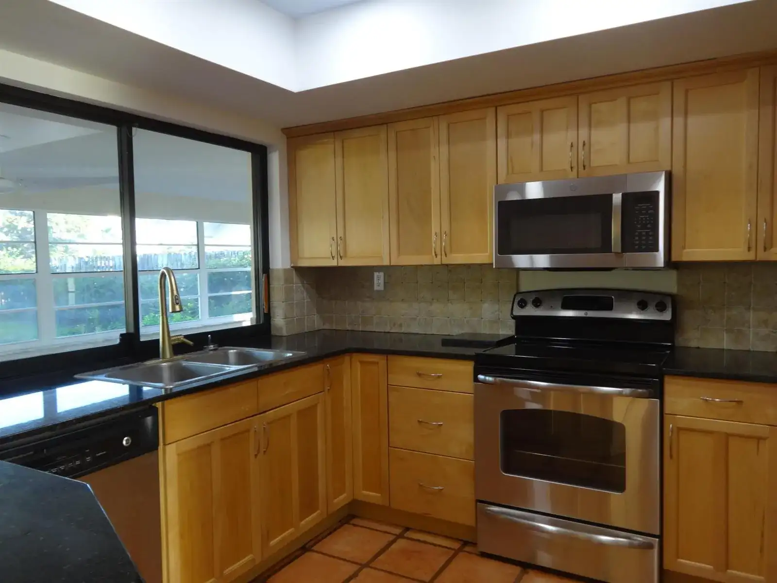 13868 COCOANUT Avenue, Juno Beach FL 33408 photo 2