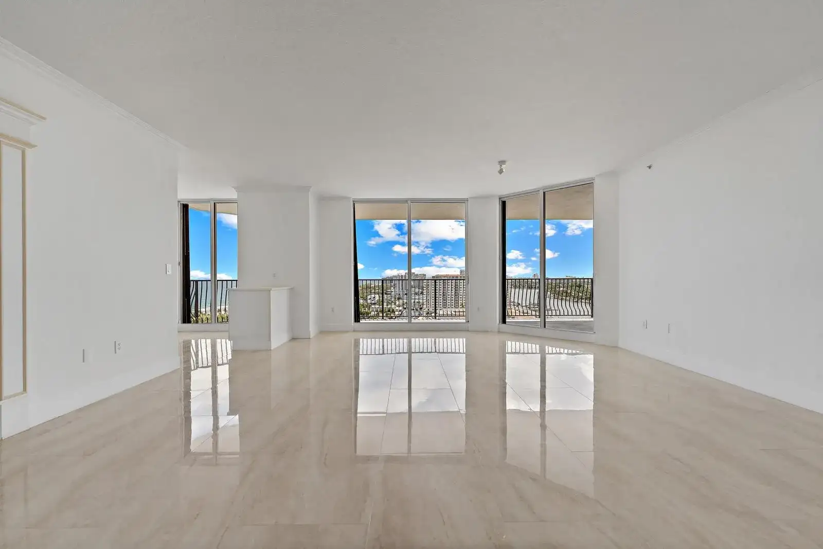 100 S Birch Road # 1604, Fort Lauderdale FL 33316 photo 2