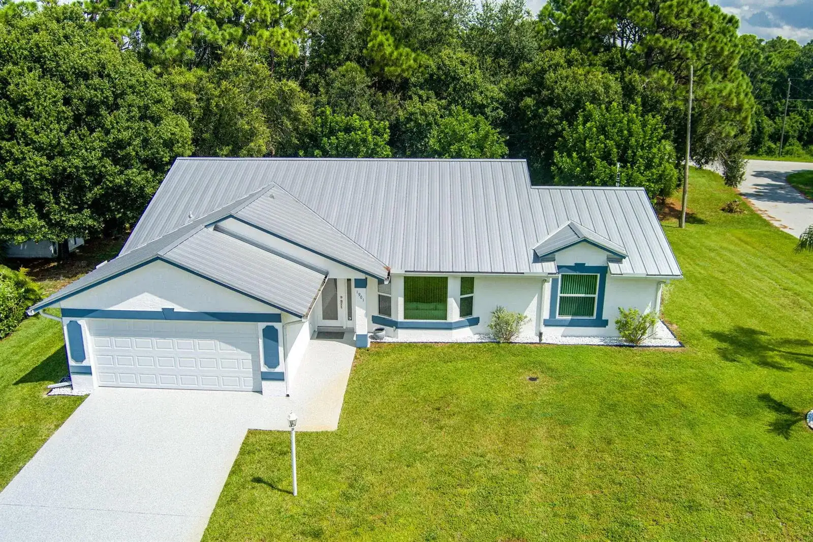 1901 SW Yellowtail Avenue, Port St. Lucie FL 34953 photo 3