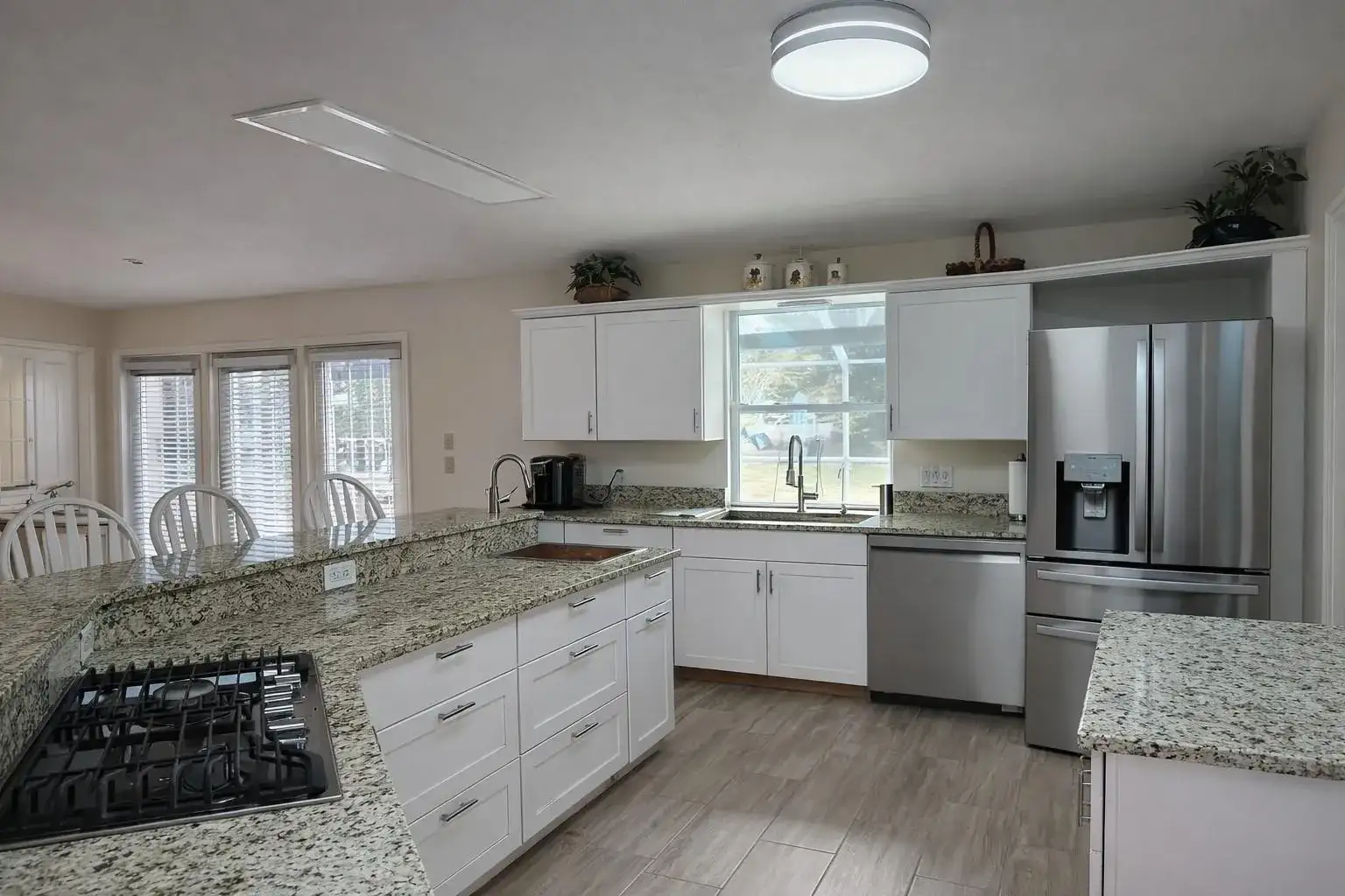 728 N FISCHER Circle, Sebastian FL 32958 photo 2