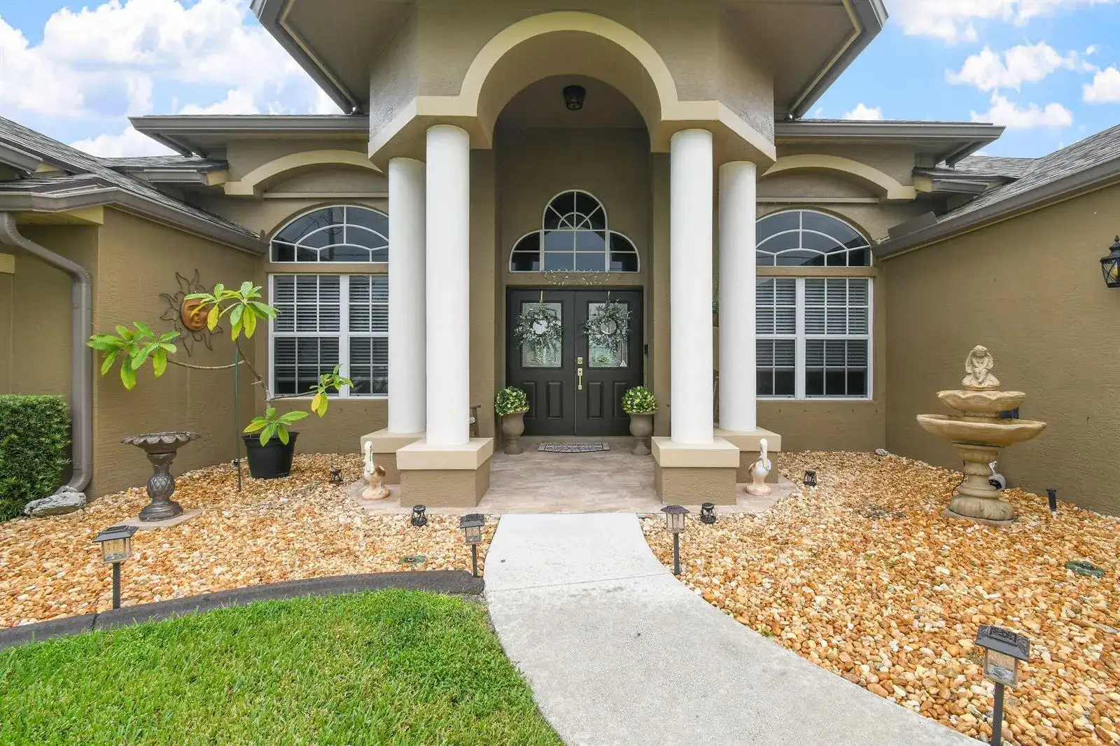 390 SW Jeanne Avenue, Port St. Lucie FL 34953 photo 4