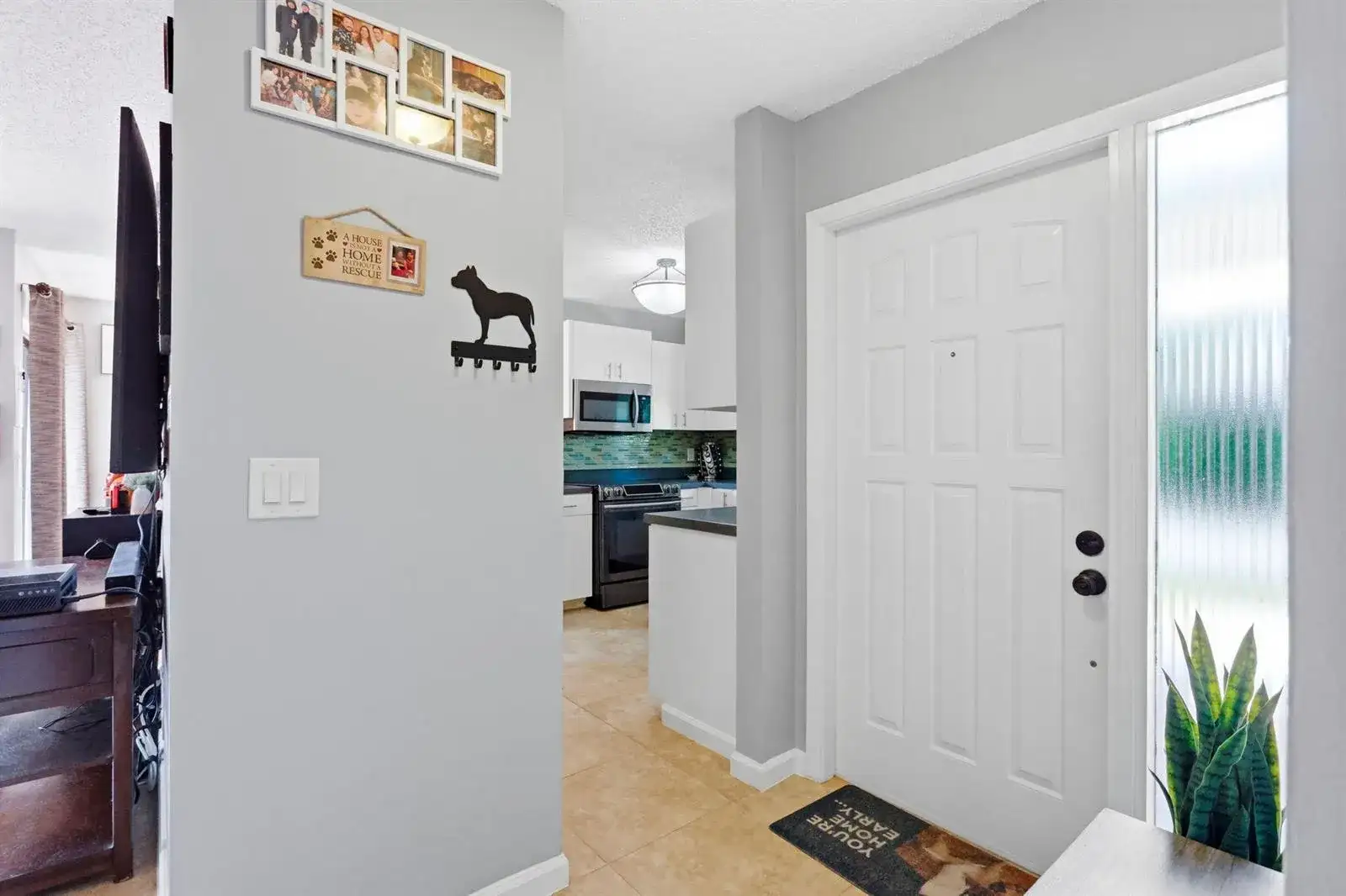 204 Meadows Drive, Boynton Beach FL 33436 photo 4