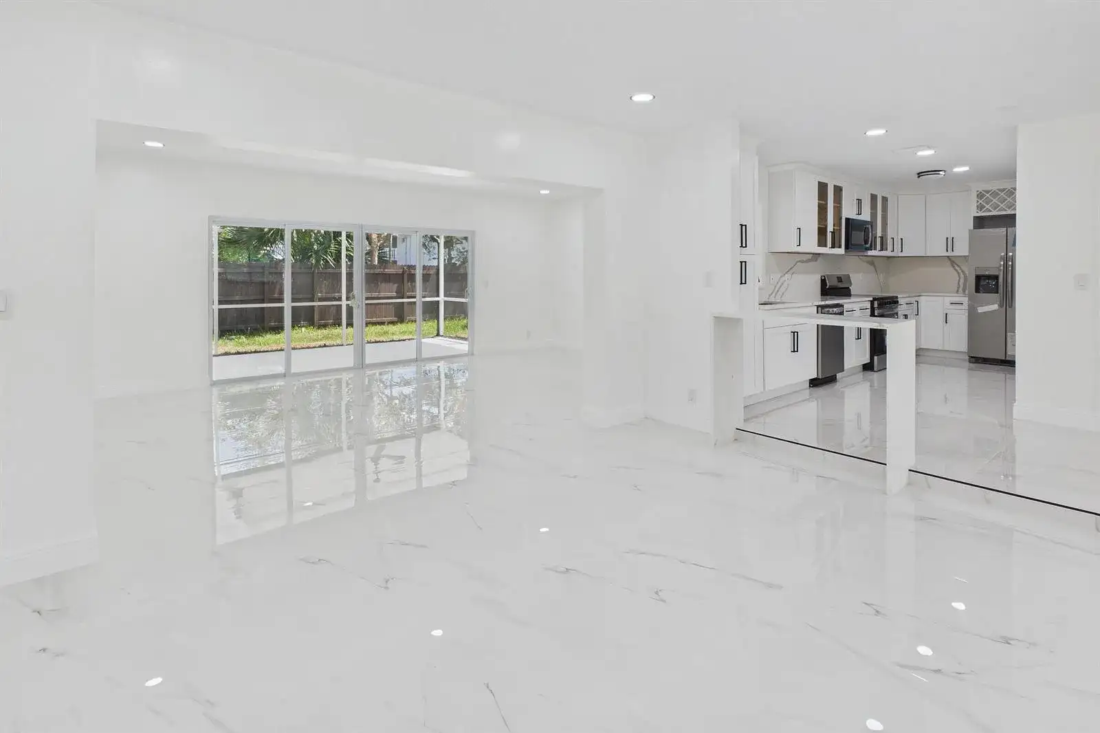 520 NW 43RD Avenue, Plantation FL 33317 photo 5