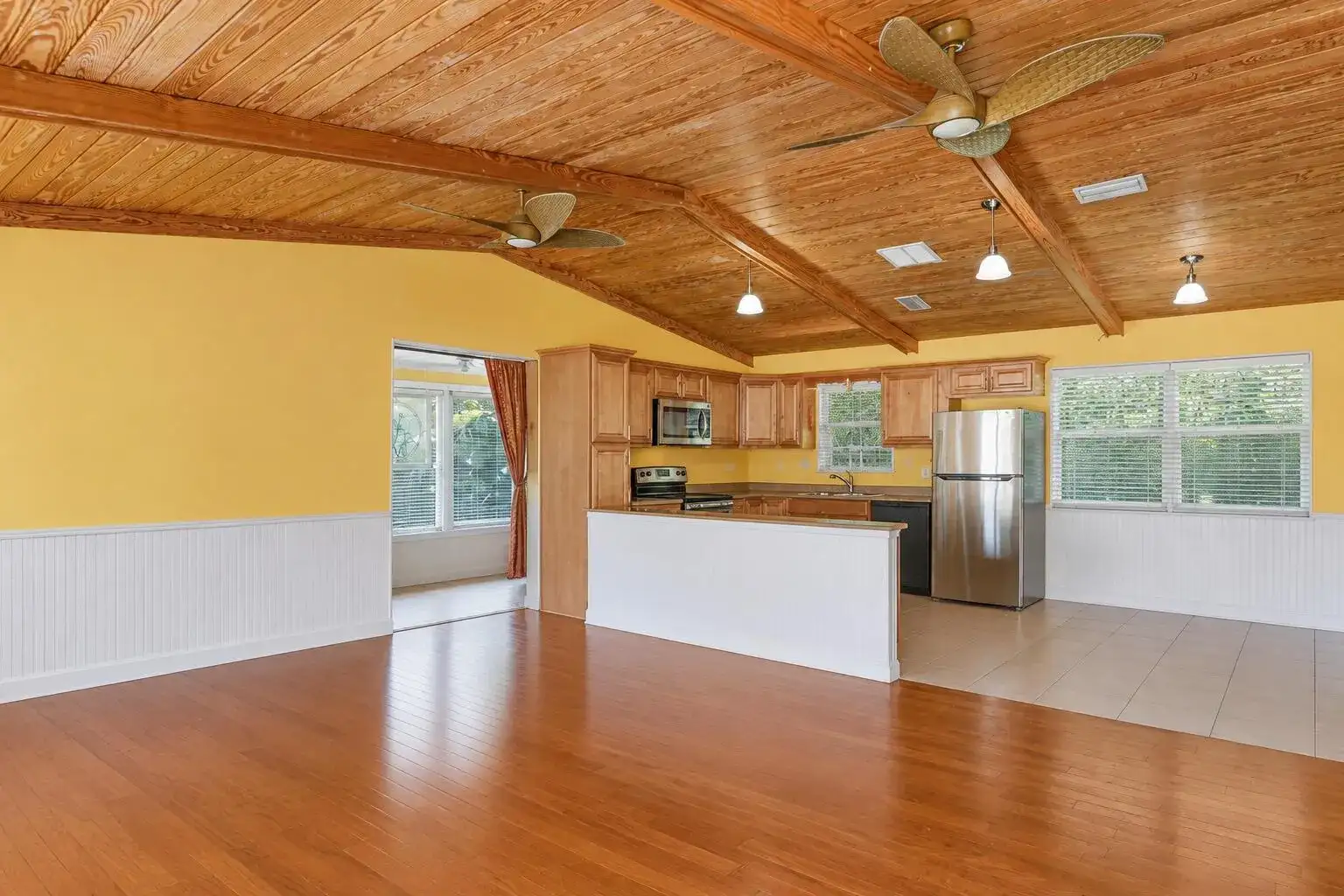 1076 NE BANYAN TREE Drive, Jensen Beach FL 34957 photo 5