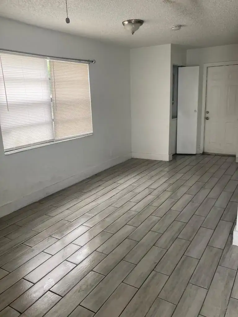 1565 W 36th Street, West Palm Beach FL 33404 photo 5