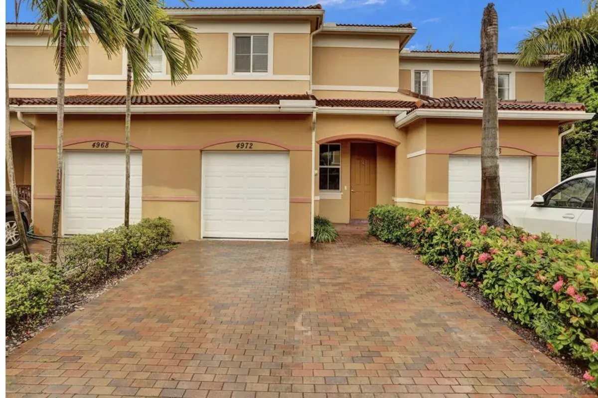 4972 SW 30th Terrace, Fort Lauderdale FL 33312