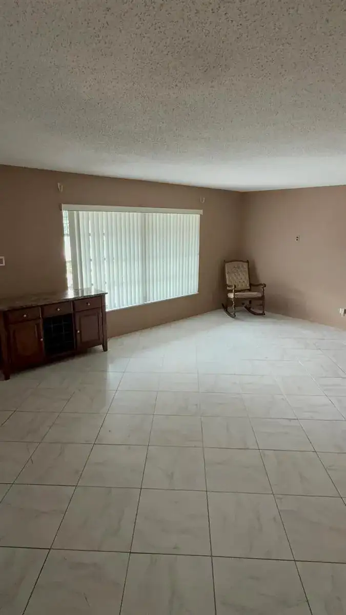 7250 NW 8TH Court, Margate FL 33063 photo 3