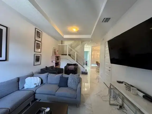551 PIONEER Way, Royal Palm Beach FL 33411 photo 3