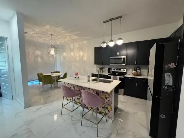 551 PIONEER Way, Royal Palm Beach FL 33411 photo 5