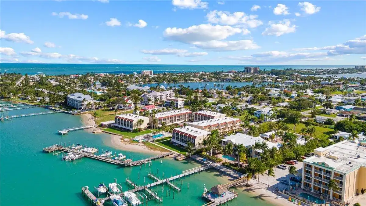 1300 Seaway Drive # 10, Fort Pierce FL 34949