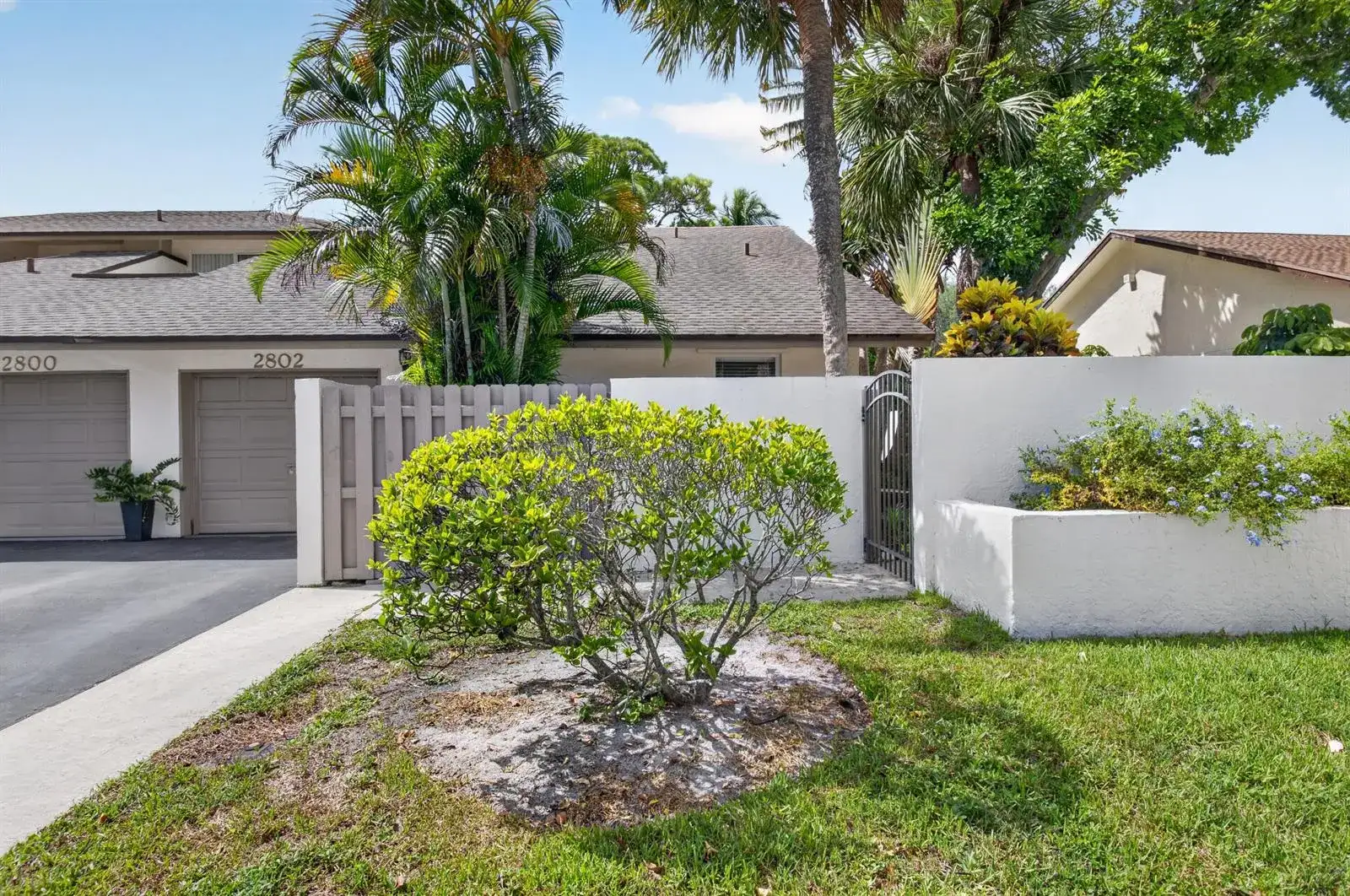 2802 SW 6th Street, Delray Beach FL 33445 photo 2
