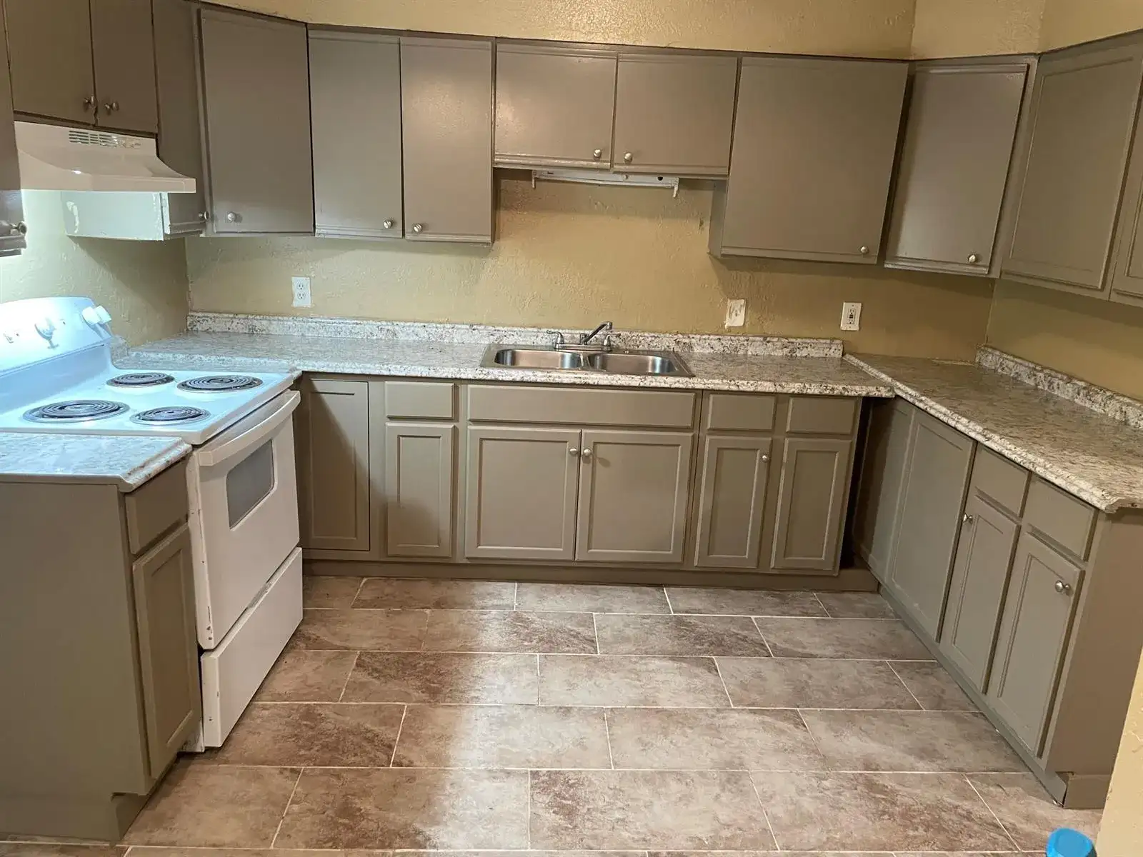 1968 W 23RD Street W, Jacksonville FL 32209 photo 2
