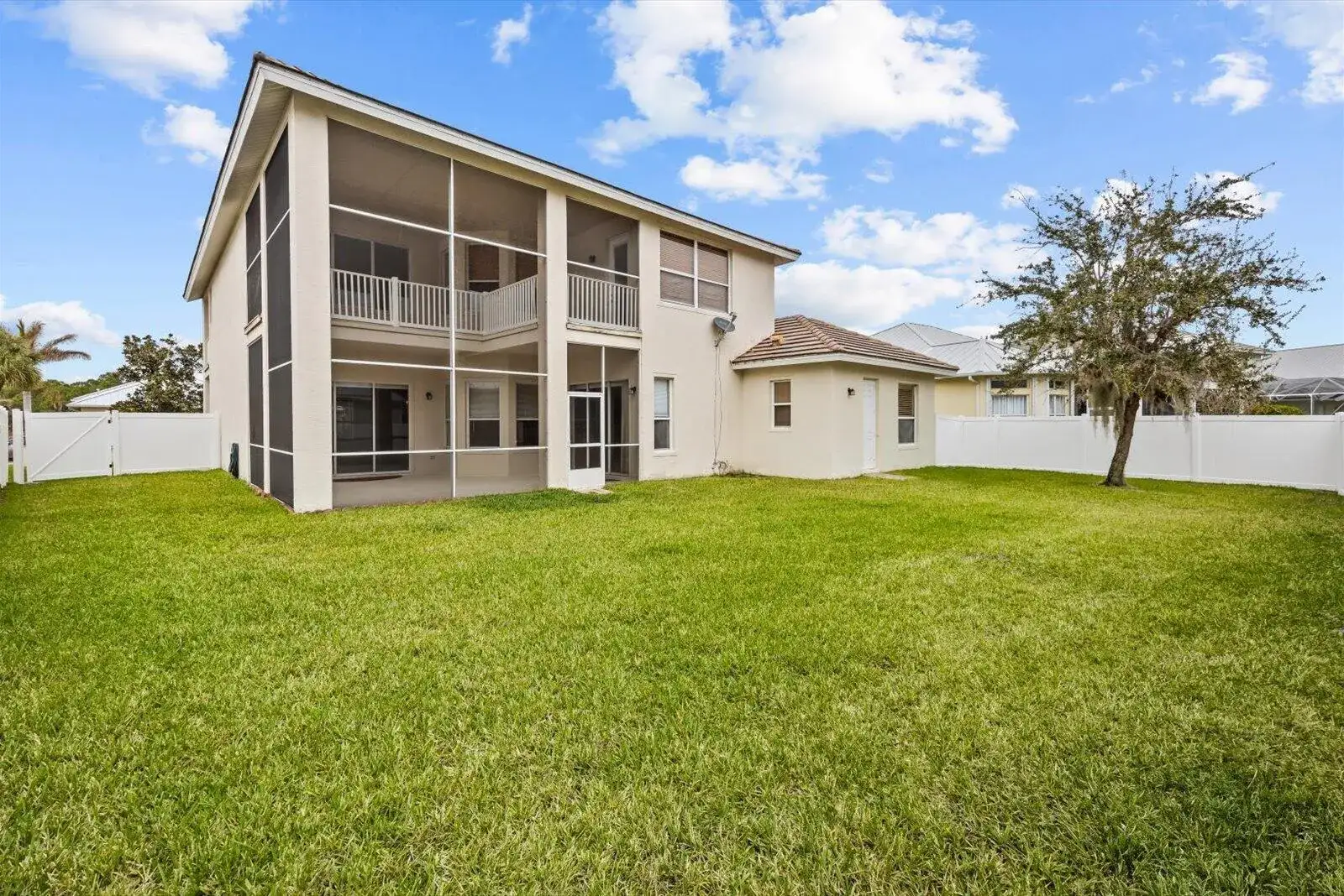 206 Magnolia Lakes Boulevard, Port St. Lucie FL 34986 photo 2