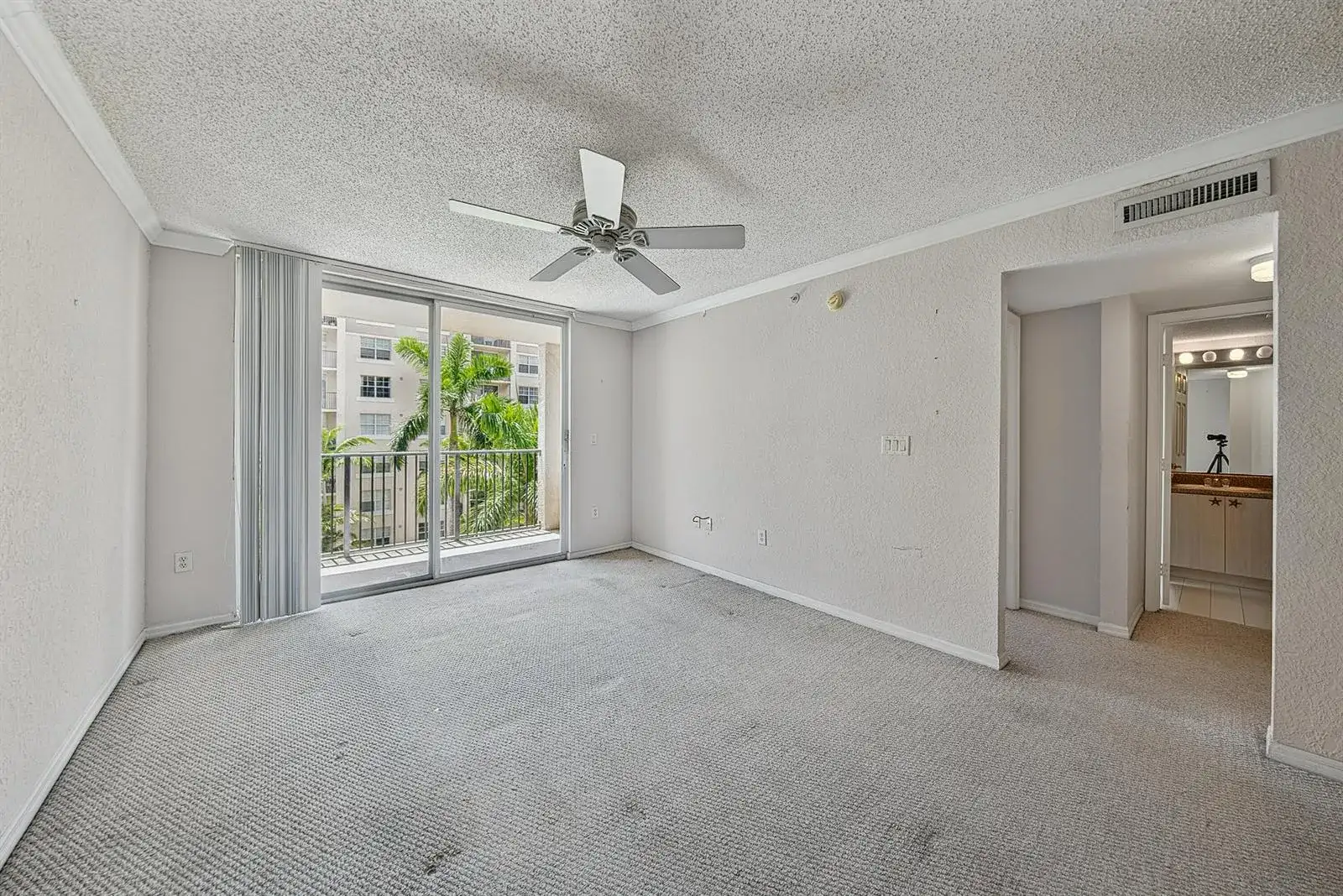 1801 N FLAGLER Drive # 631, West Palm Beach FL 33407 photo 2