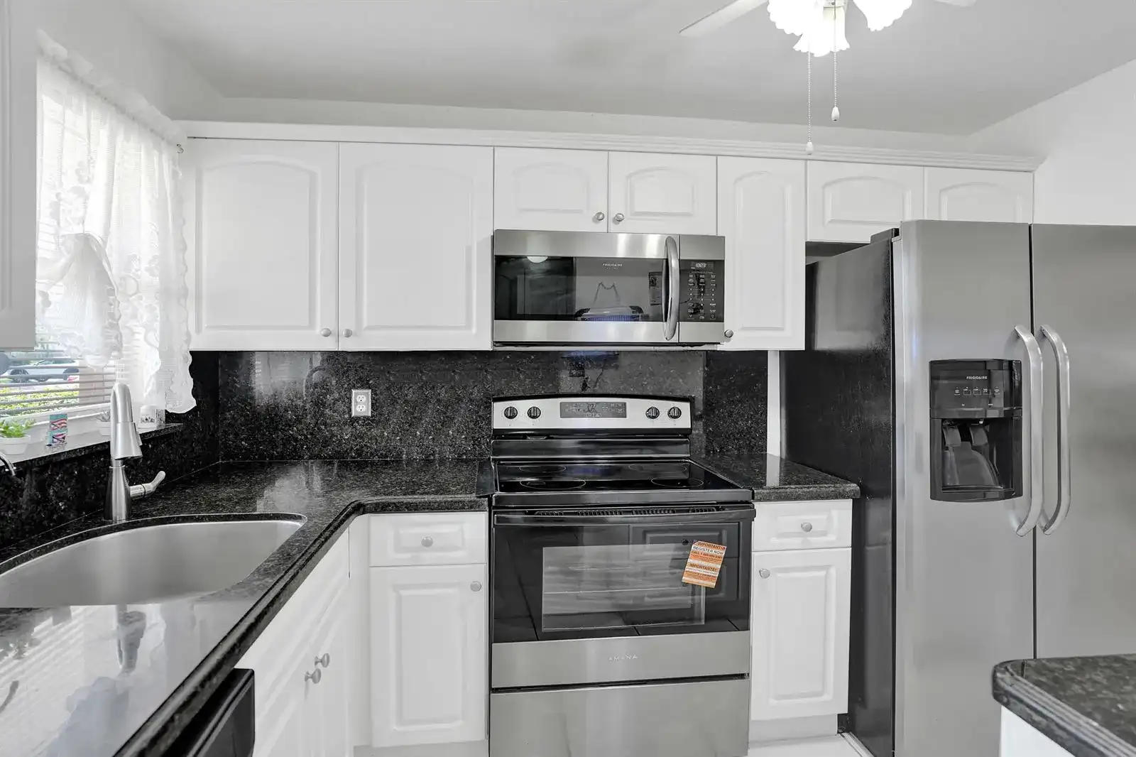 2651 Sunrise Lakes Drive E # 104, Sunrise FL 33322