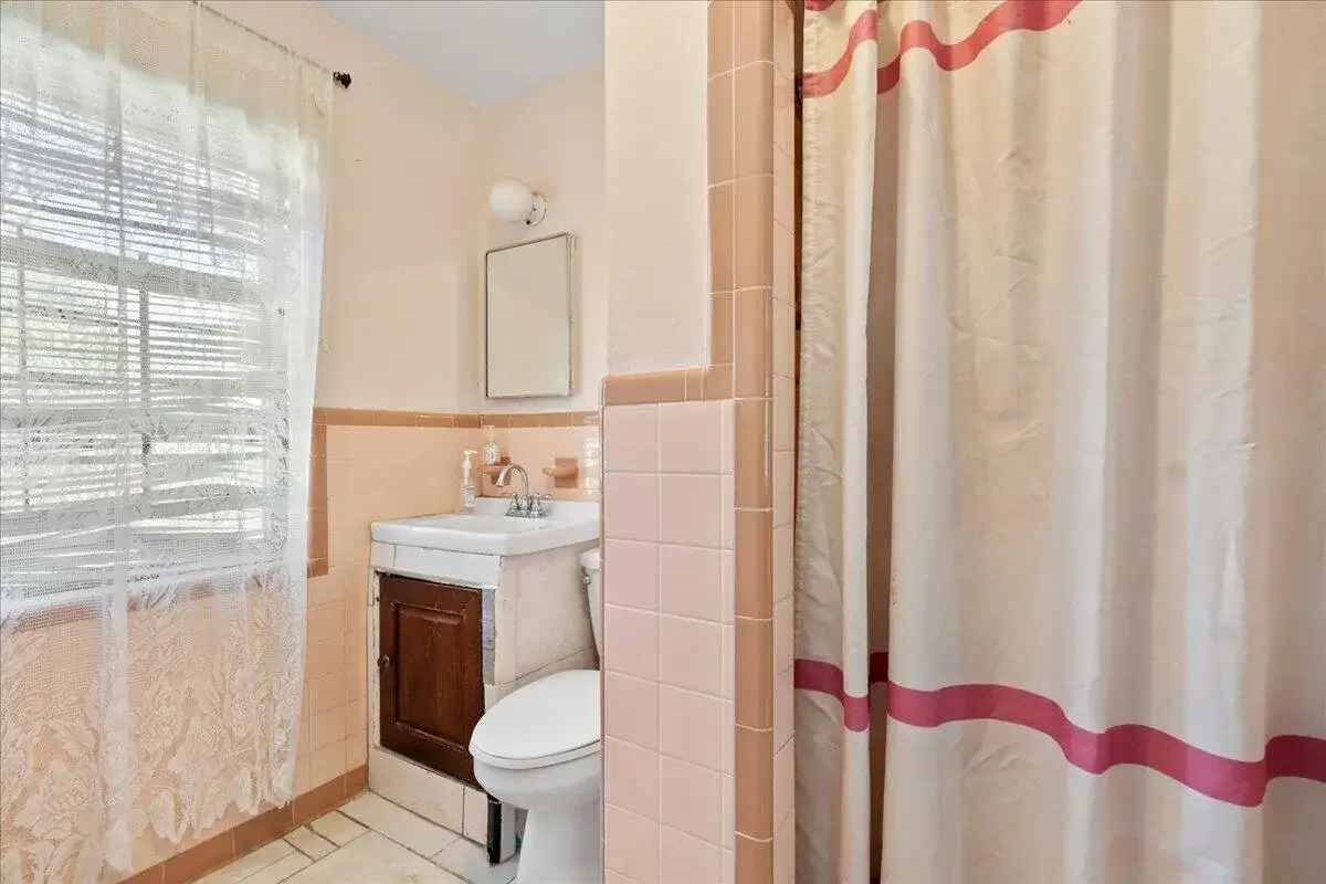 1740 11th Avenue N, FL 33460 photo 4