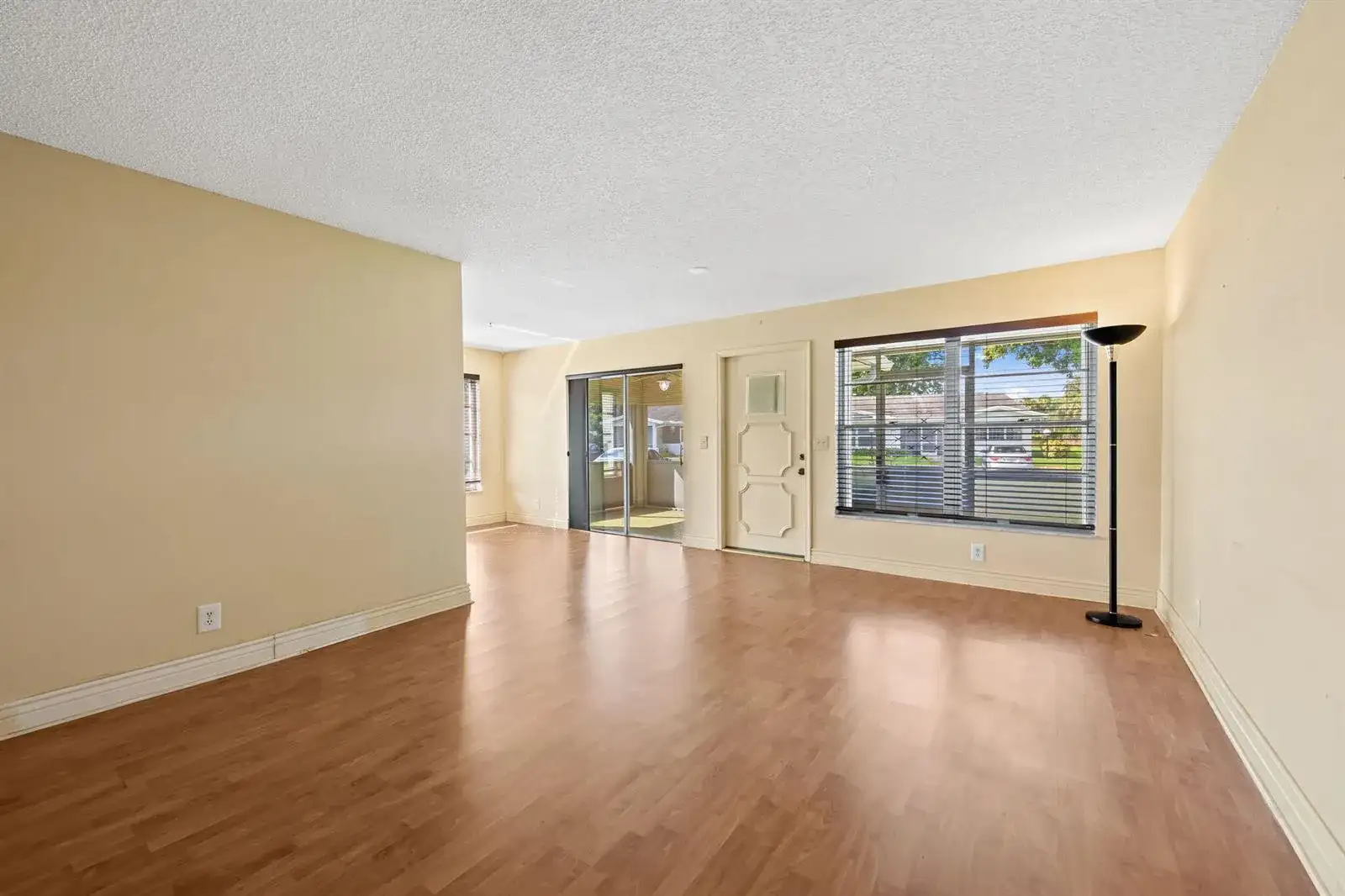 8711 NW 10TH Street # D101, Plantation FL 33322 photo 5