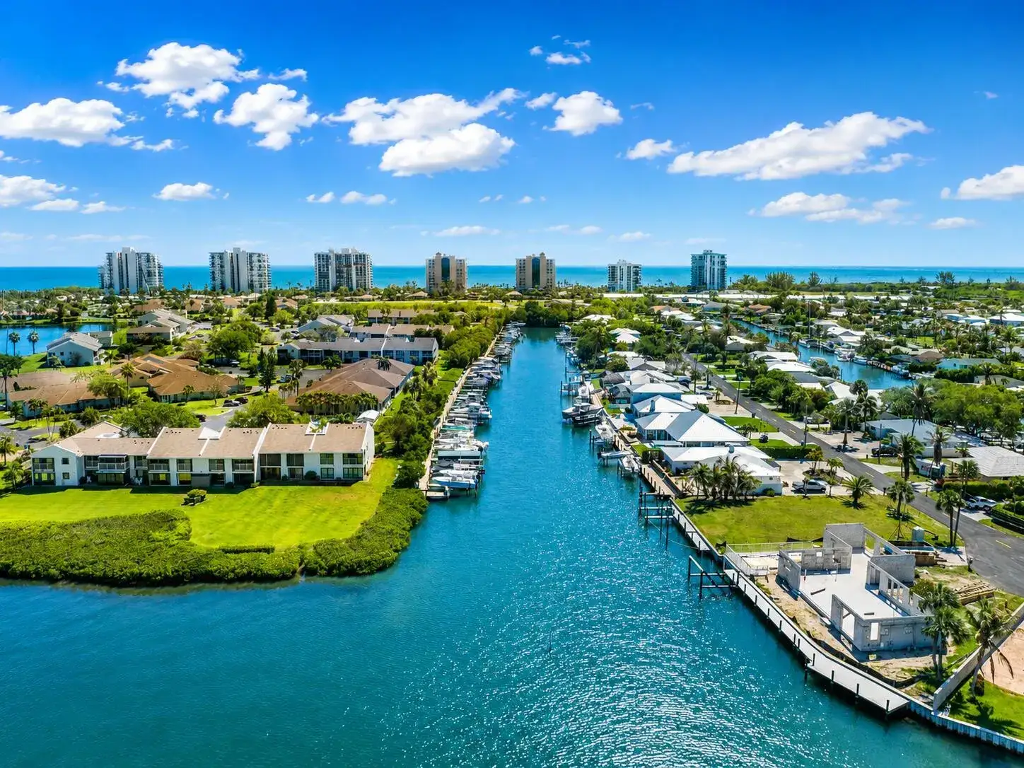 3209 S LAKEVIEW Circle # 8105, Hutchinson Island FL 34949
