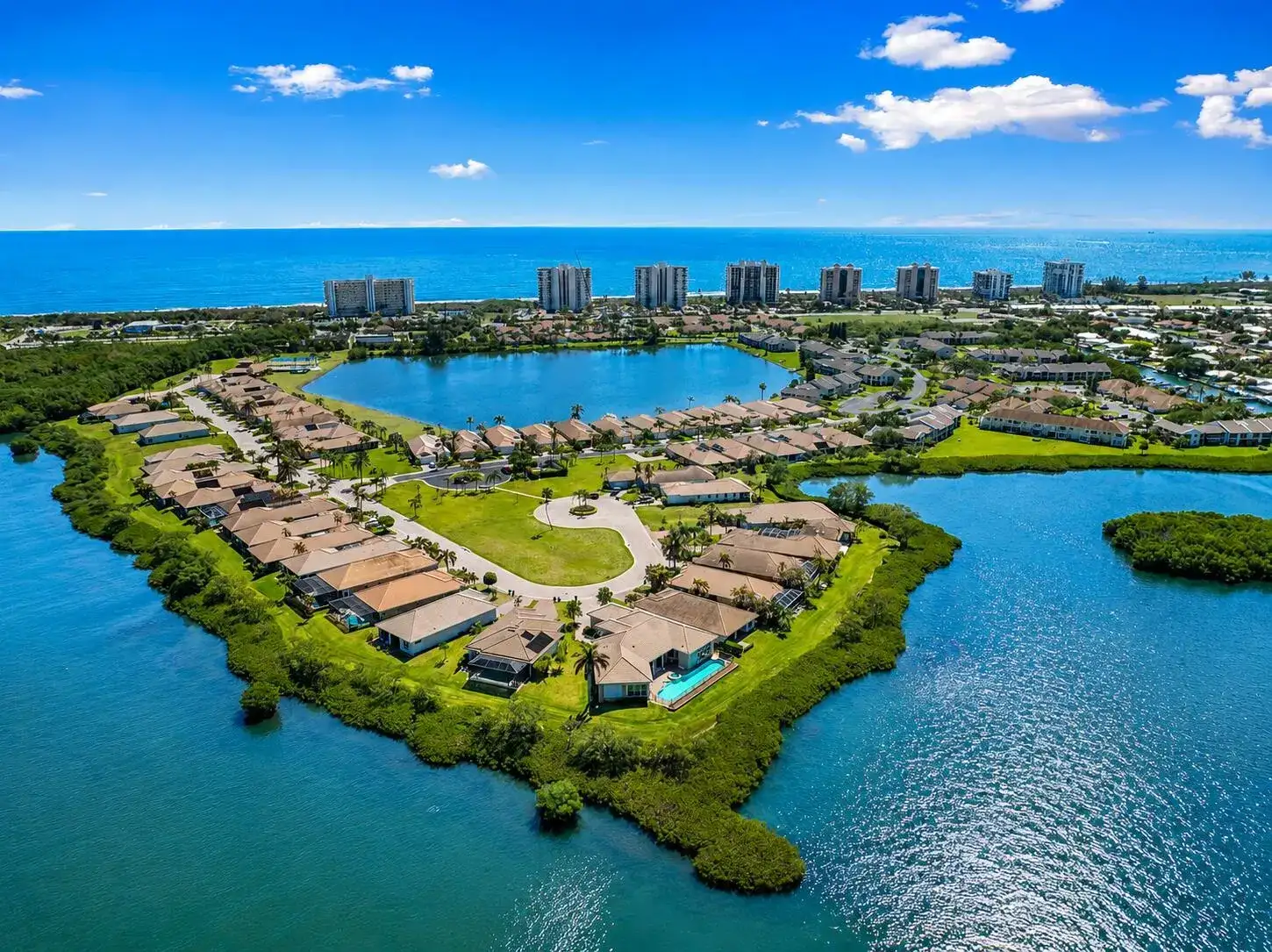 3209 S LAKEVIEW Circle # 8105, Hutchinson Island FL 34949 photo 2
