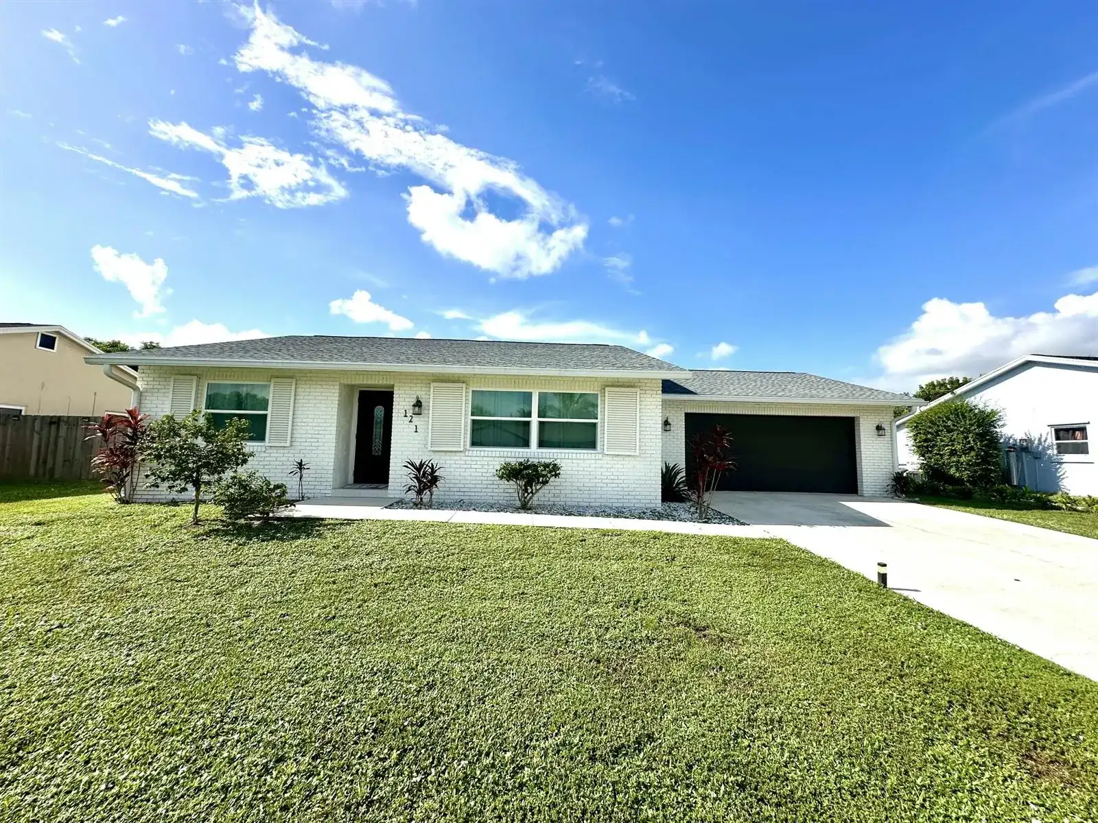 121 EIDER Court, Royal Palm Beach FL 33411