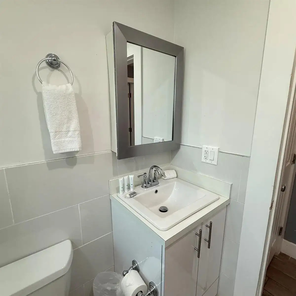 906 N Riverside Drive # 9, Pompano Beach FL 33062 photo 5