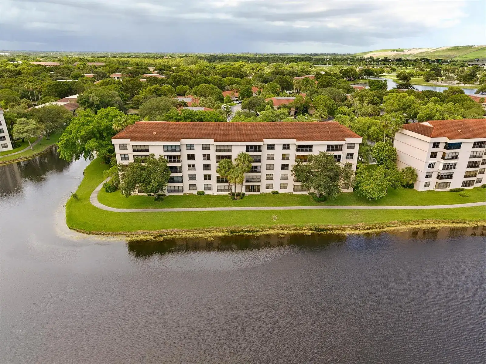 2768 Carambola Circle S # 506, Coconut Creek FL 33066 photo 2