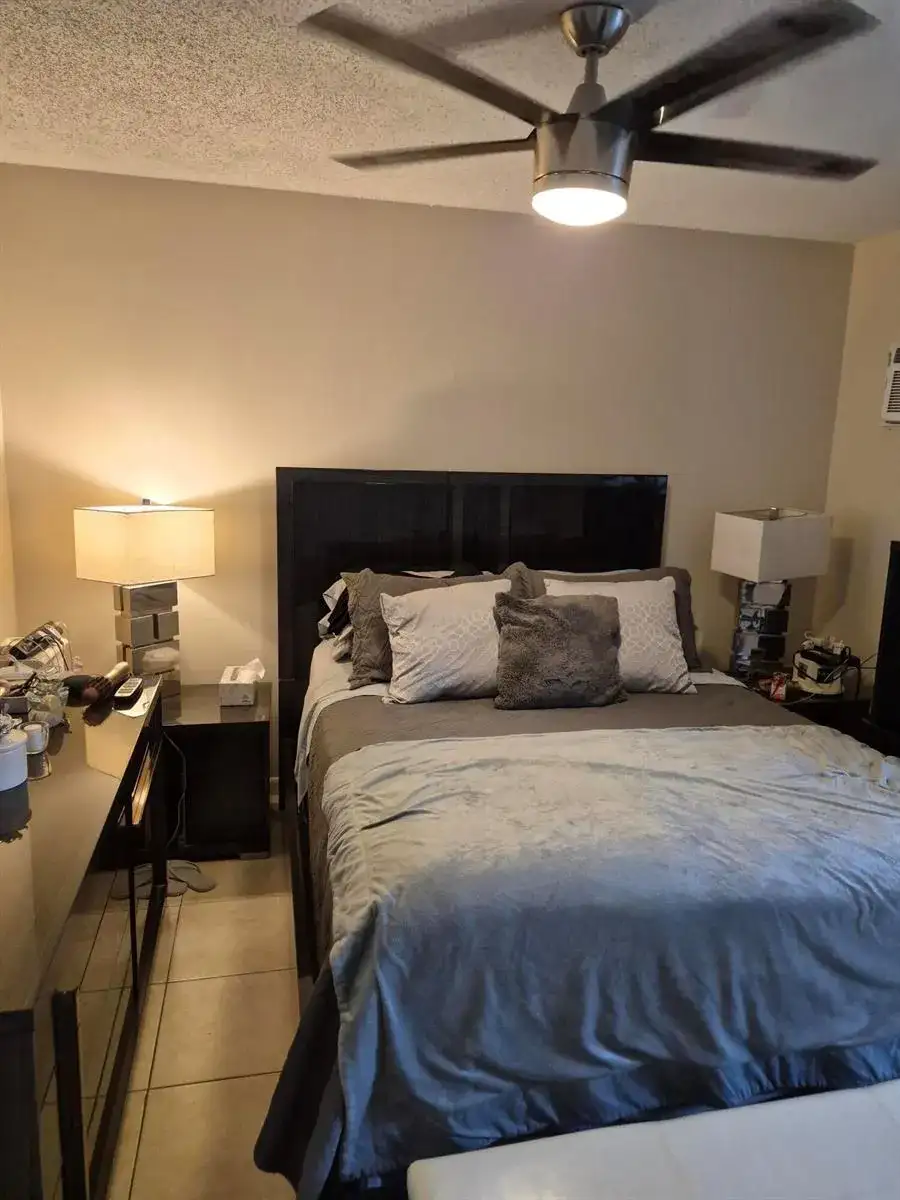 214 Cambridge # I, West Palm Beach FL 33417 photo 5