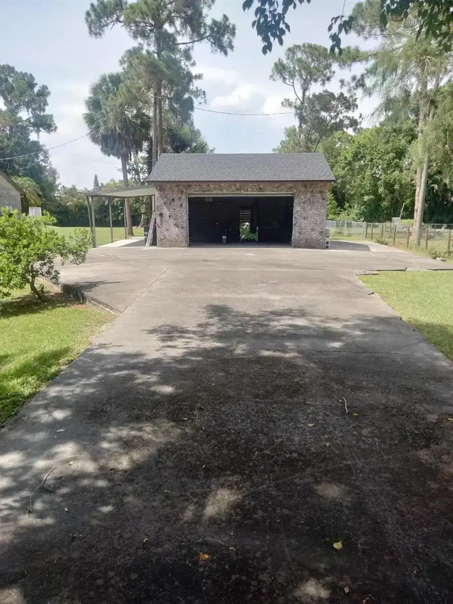 17251 35th Place N, Loxahatchee FL 33470 photo 2
