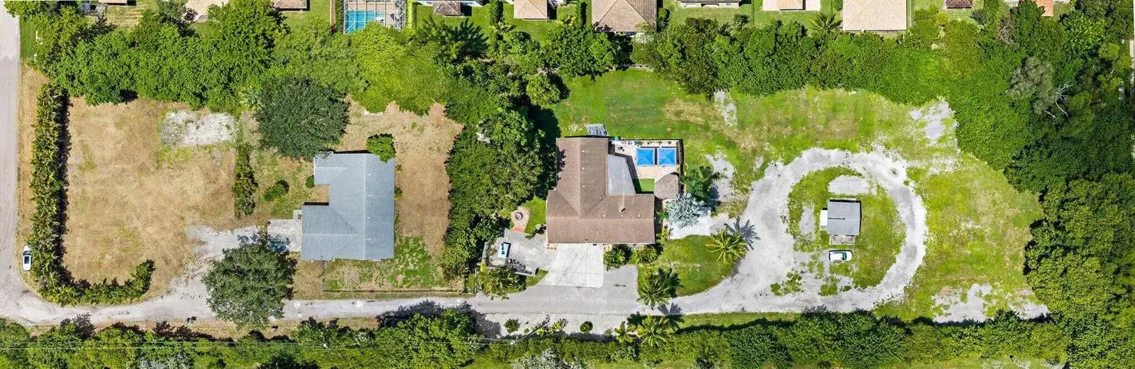 5681 Desoto Road, FL 33463 photo 2