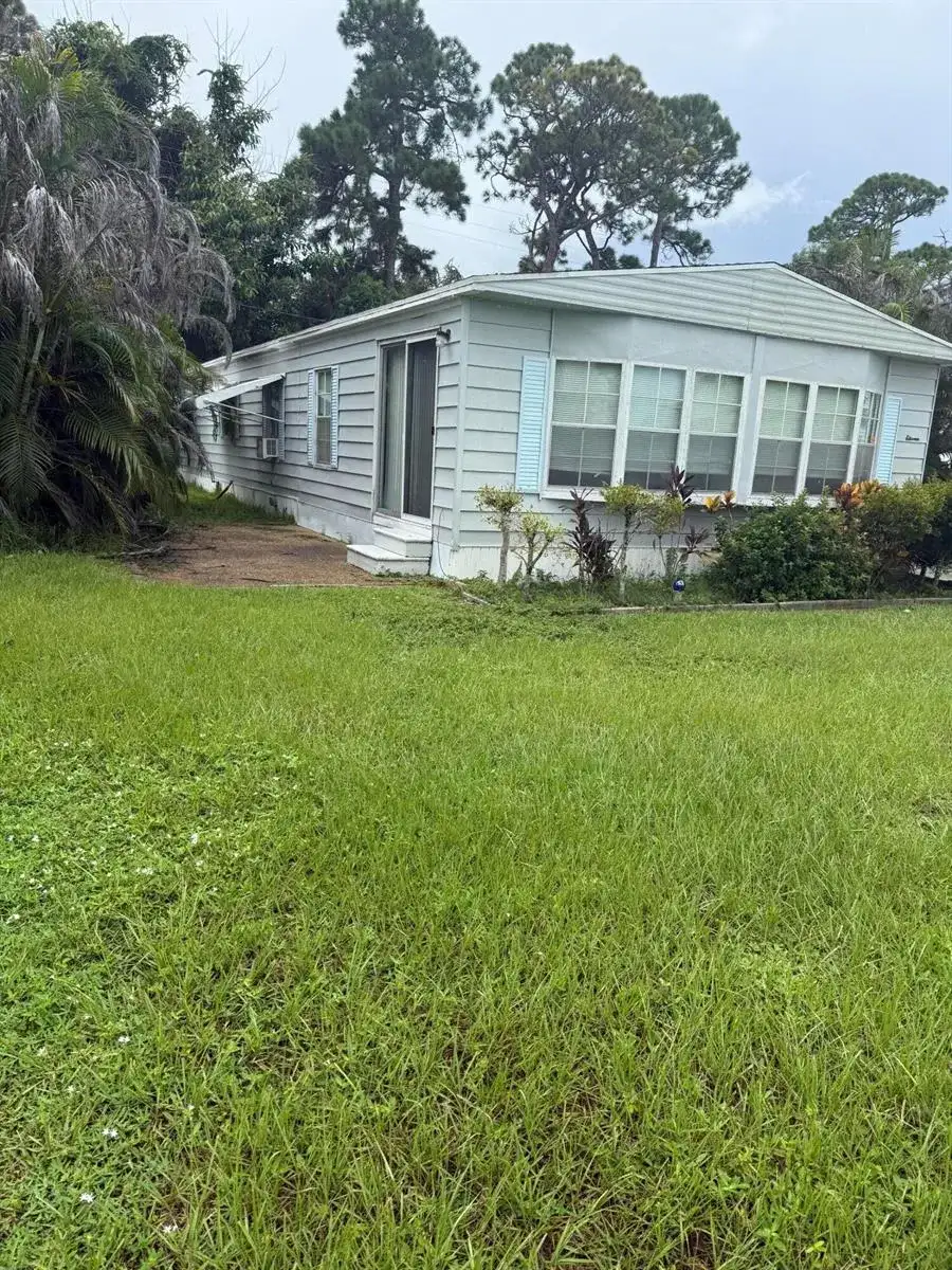 11 SE La Mesa, Port St. Lucie FL 34952 photo 2