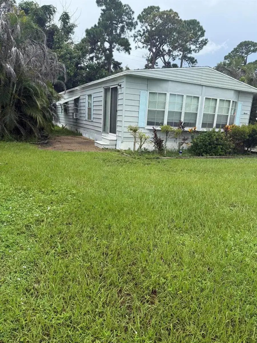 11 SE La Mesa, Port St. Lucie FL 34952 photo 5