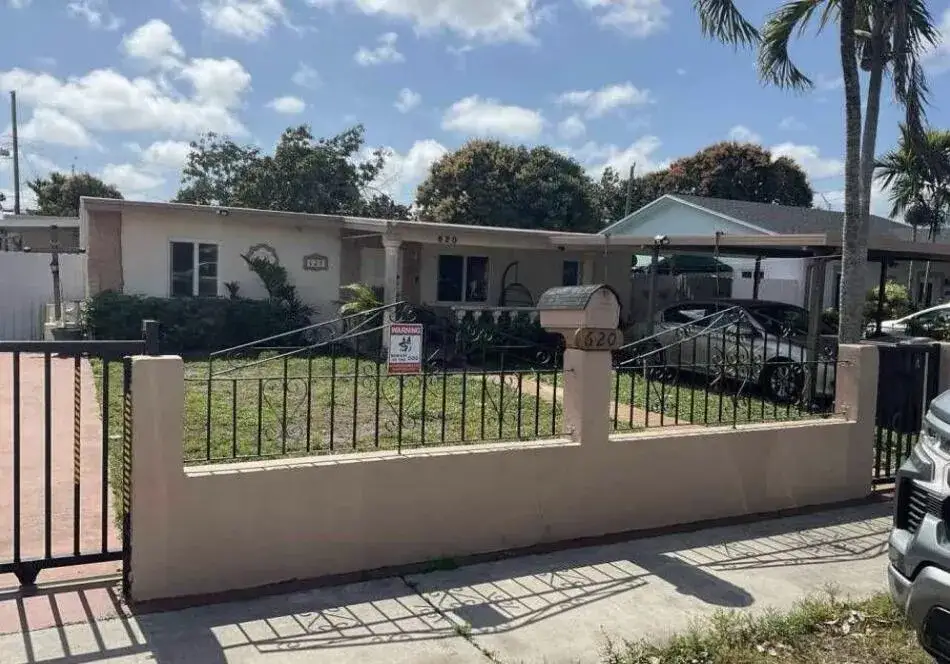 620 E 46TH Street, Hialeah FL 33013