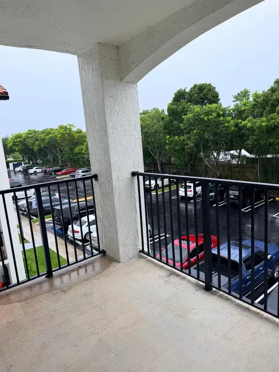 819 VILLA Circle, Boynton Beach FL 33435 photo 4